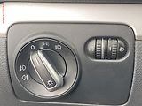 Volkswagen Golf (2010) 1.4TSi, AC, výhřev sed. - náhled 19