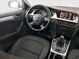 Audi A4 (2010) 2.0 TDI, nová STK - náhled 7