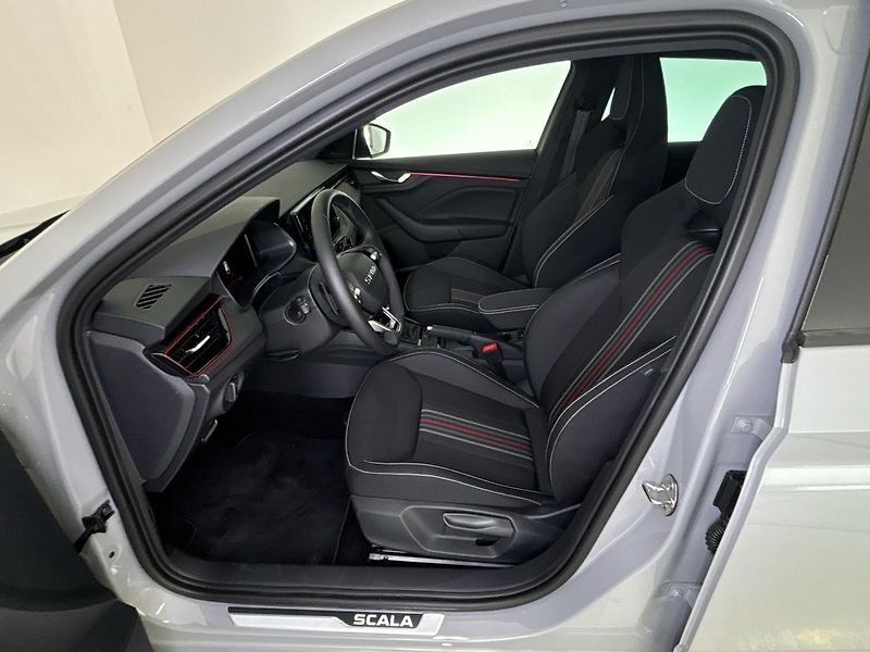 Škoda Scala Monte Carlo - fotka 7 z 27