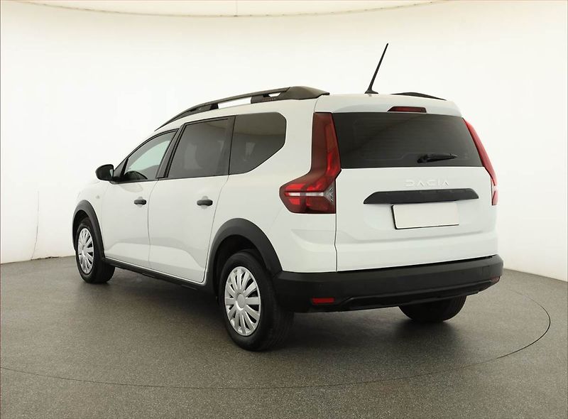 Dacia Jogger (2024) 1.0 TCe, LPG, ČR,1.maj - fotka 4 z 15