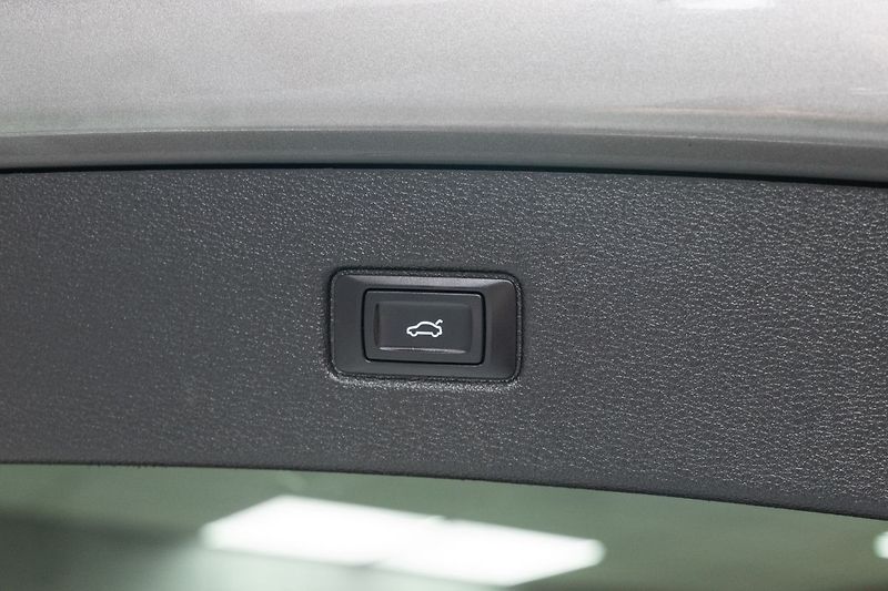 Audi Q7 3.0TDI REZERVACE - fotka 48 z 51