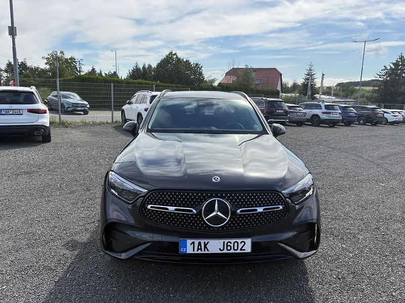 Mercedes-Benz GLC (2025) 220d 4MATIC - fotka 2 z 15