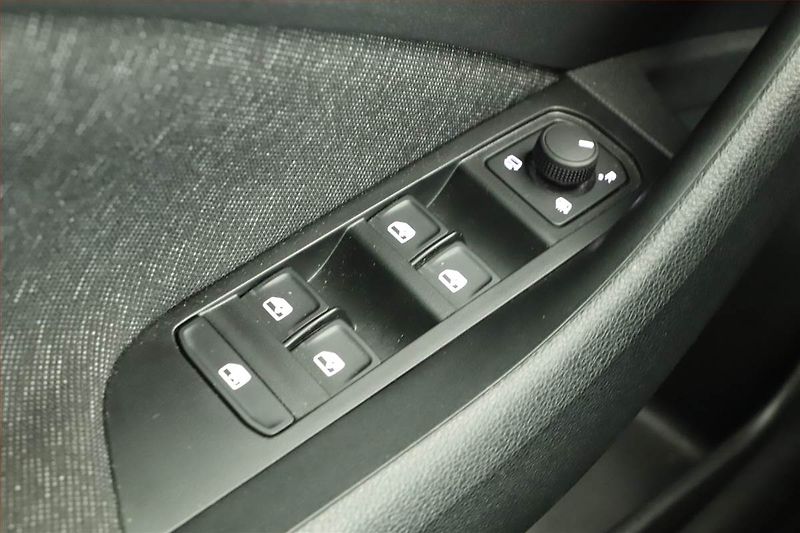 Škoda Scala (2025) 1.0 TSI, Top Selection, FullLe - fotka 12 z 14