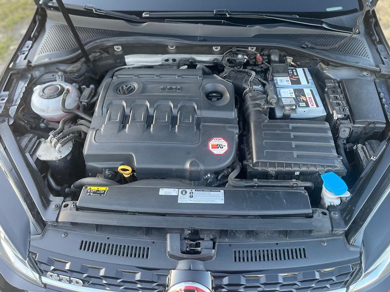 Volkswagen Golf (2018) GTD - fotka 25 z 26