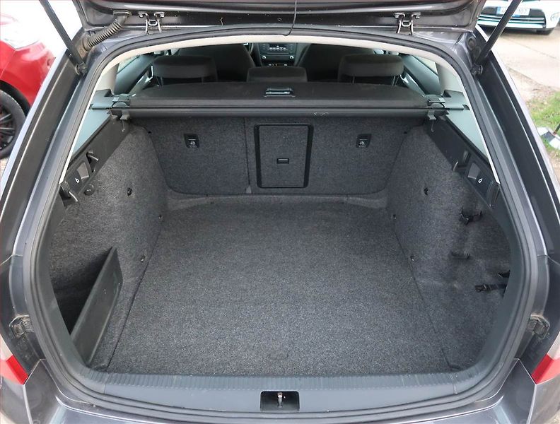 Škoda Octavia (2014) 1.6 TDI, 4X4, Tempomat - fotka 13 z 19