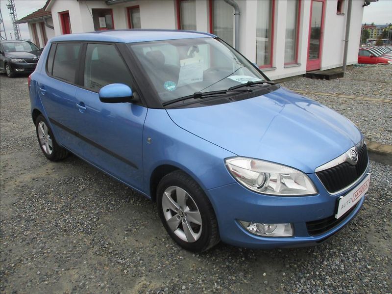 Škoda Fabia 1,2 TSI, aut.klima,serv.kniha, - fotografie inzerátu