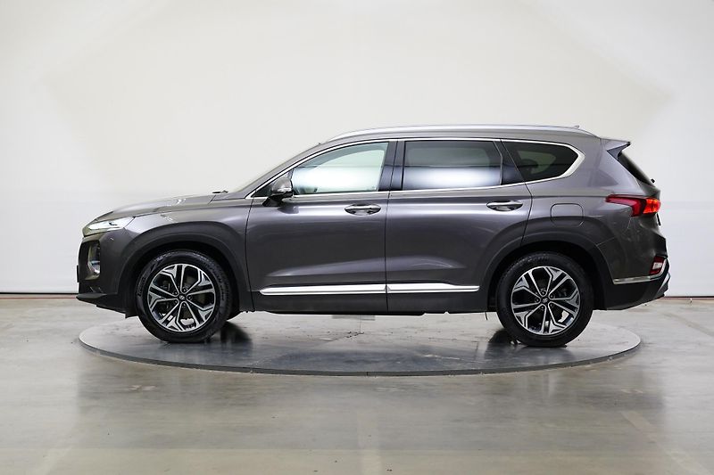 Hyundai Santa Fe - fotka 3 z 27