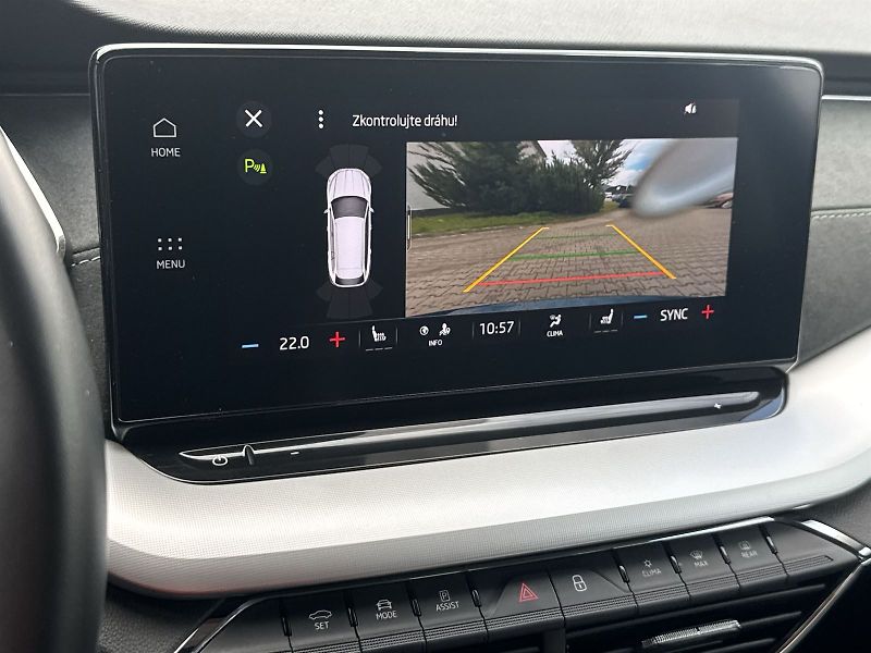 Škoda Octavia (2022) Combi 1.5 TSI M-HEV DSG Style - fotka 19 z 36