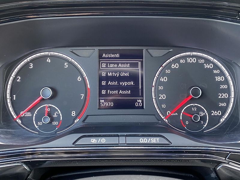 Volkswagen T-Cross 1,0 TSI 70 kW Life - fotka 9 z 25