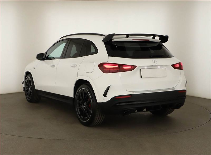 Mercedes-Benz GLA (2025) 35 AMG 4MATIC, AMG - fotka 4 z 20