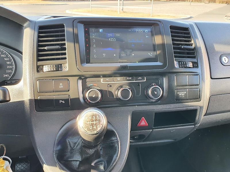 Volkswagen Multivan (2010) 2L 103kw, pěkný stav,  splátky - fotka 22 z 32