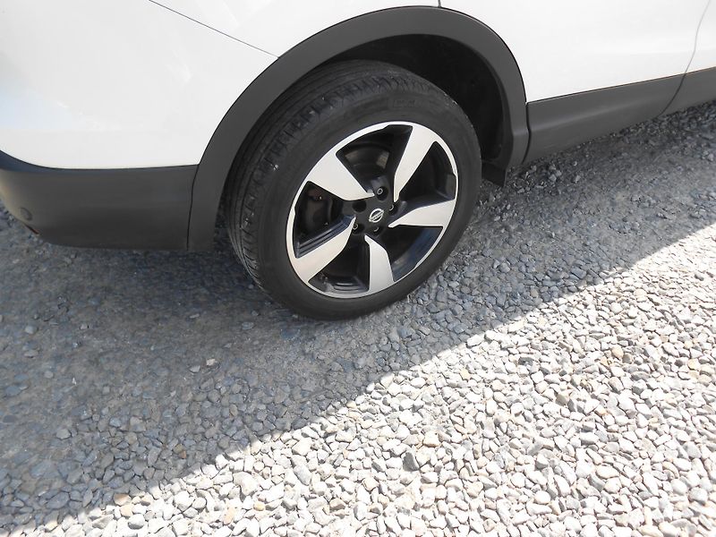 Nissan Qashqai 1.5DCi,LED,KAMERA,PANORAMA - fotka 10 z 49
