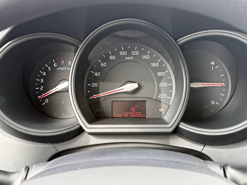 Kia Rio (2013) 1.25 CVVT 63 kW Active - fotka 11 z 21