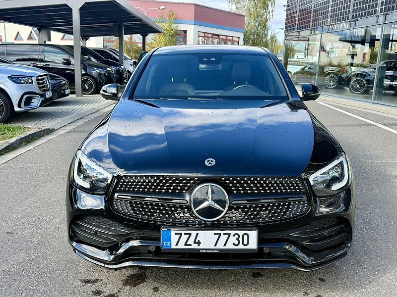 Mercedes-Benz GLC (2023) 200 d 4MATIC kupé - fotka 3 z 45
