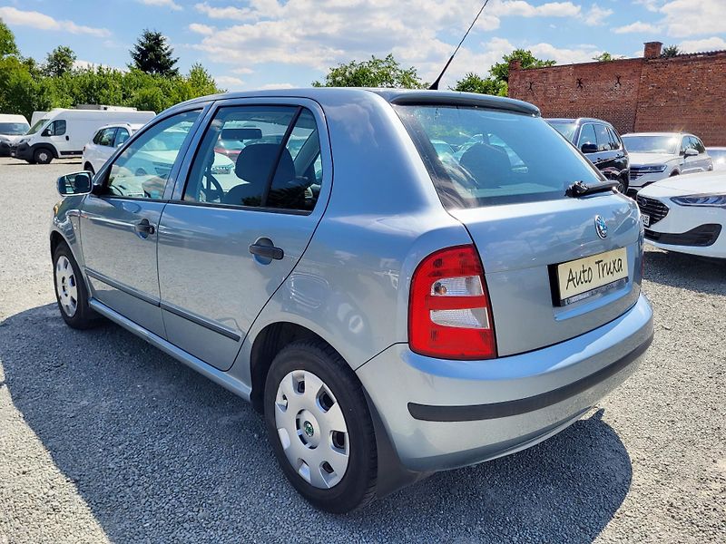 Škoda Fabia 1.2 i 12V HTP 47kW - fotka 3 z 37