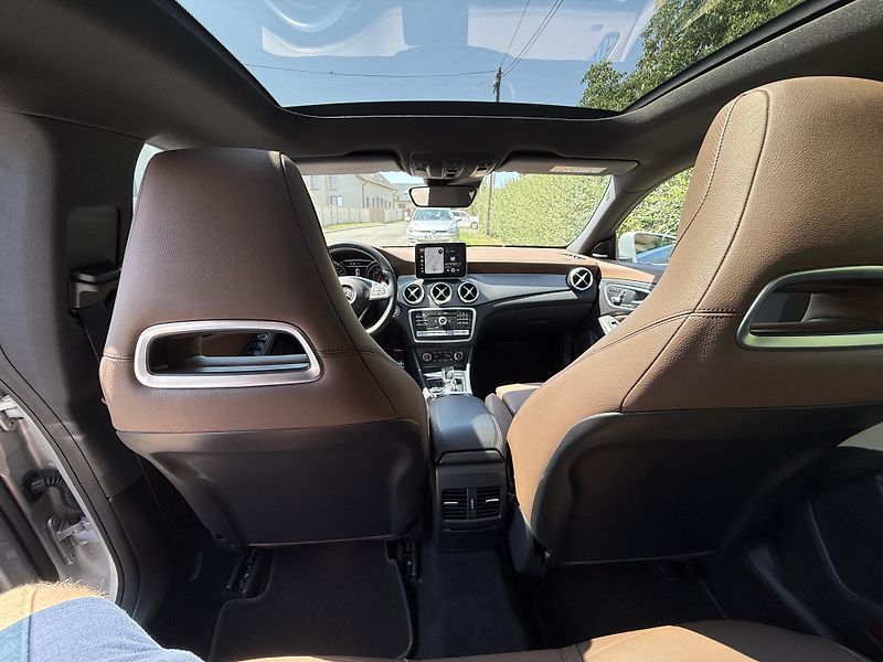 Mercedes-Benz CLA (2018) - fotka 13 z 14
