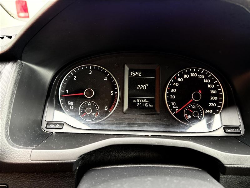 Volkswagen Caddy 2,0 TDi MAXI - fotka 12 z 32