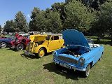 Návštěvníci akce mohli obdivovat kolem 140 historických automobilů, motorek i traktorů.