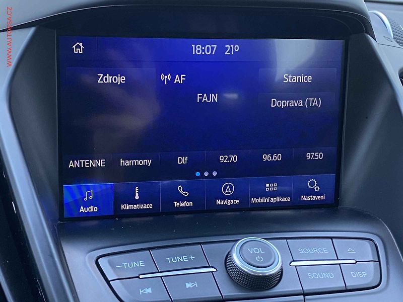 Ford Kuga (2019) 1.5 EB, Titanium, +kola - fotka 16 z 19