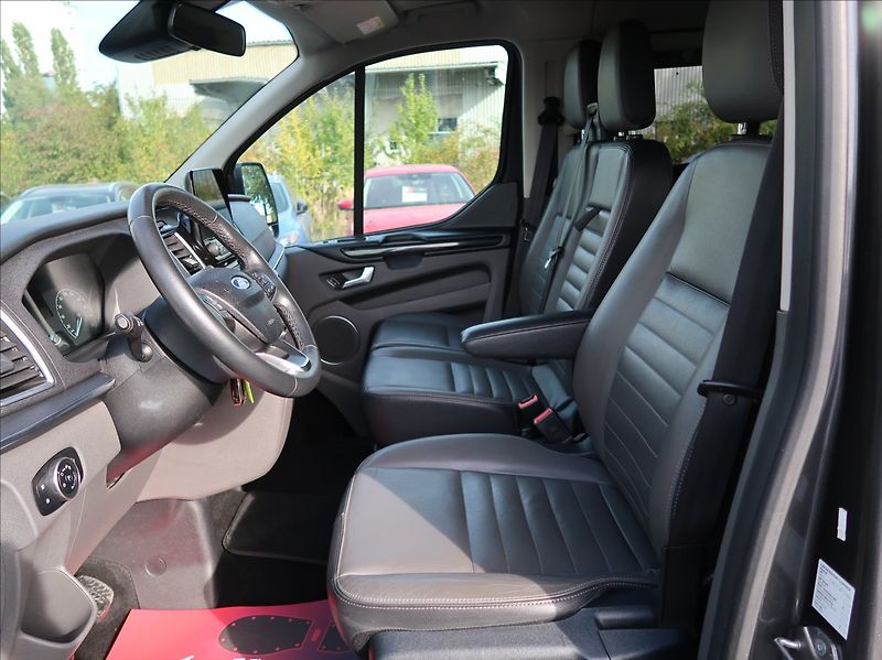 Ford Tourneo Custom 2,0 EcoBlue,96kW,9míst,navi - fotka 12 z 28