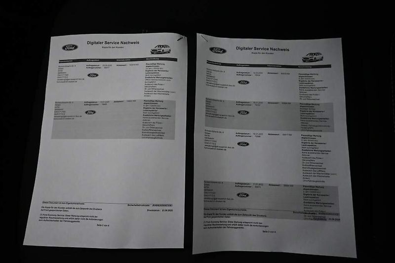 Ford Mondeo (2021) 2.0 LED Kamera ECOBLUE BUSINES - fotka 28 z 32