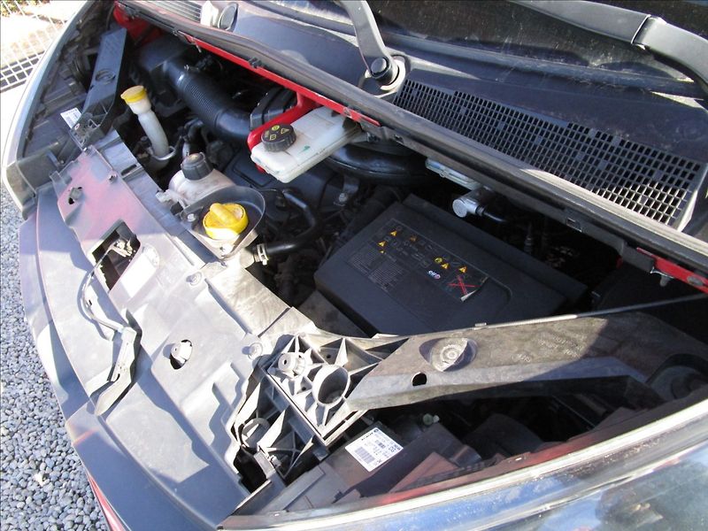 Renault Trafic 1.6dCi, Klima, 1. maj. - fotka 35 z 37