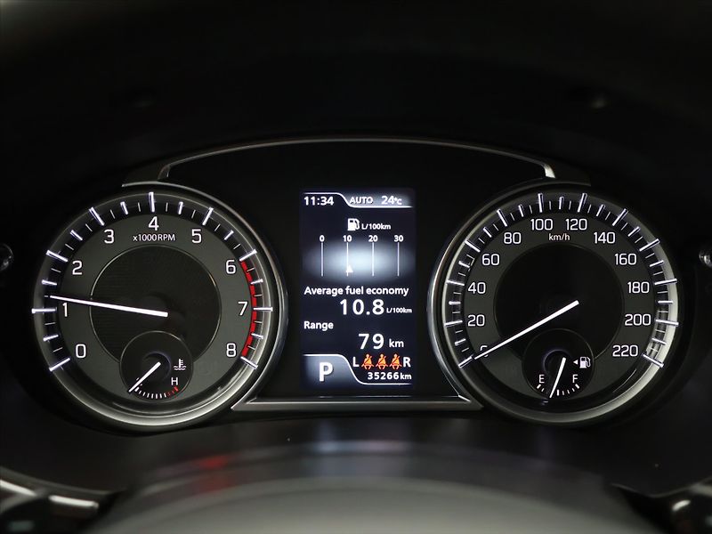 Suzuki Vitara 1.4 BoostJet Allgrip Premium - fotka 18 z 36