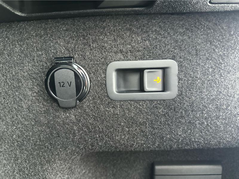 Volkswagen Tayron (2025) People 1,5 eTSI 110 kW mHEV - fotka 22 z 25