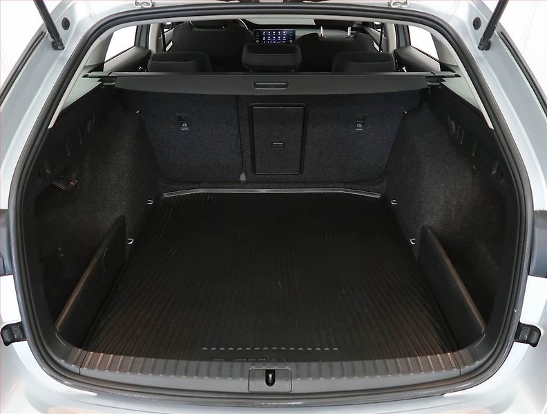 Škoda Octavia (2023) Ambition 2.0 TDI - fotka 13 z 25