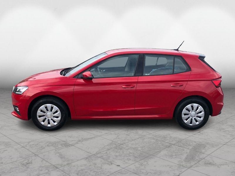 Škoda Fabia 1.0 MPi Selection - fotka 3 z 29
