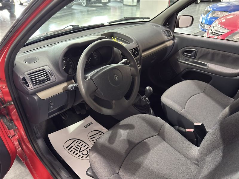Renault Clio 1,2   i 135.000KM ZADNÍ ČIDLA - fotka 7 z 18