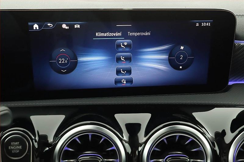 Mercedes-Benz CLA (2025) 250 e, Progressive, Kamera - fotka 17 z 29