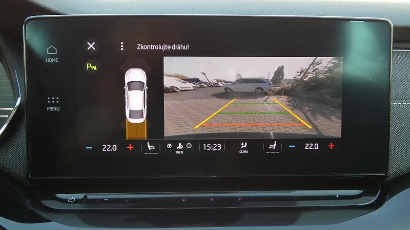 Škoda Octavia 2,0 TDI Style DSG 4X4 110 kW - fotka 15 z 28