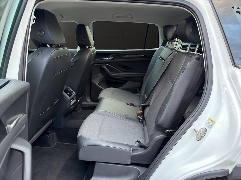 Volkswagen Tayron (2025) 5 LET ZARUKA 7 MÍST 2.0TDI - fotka 13 z 27