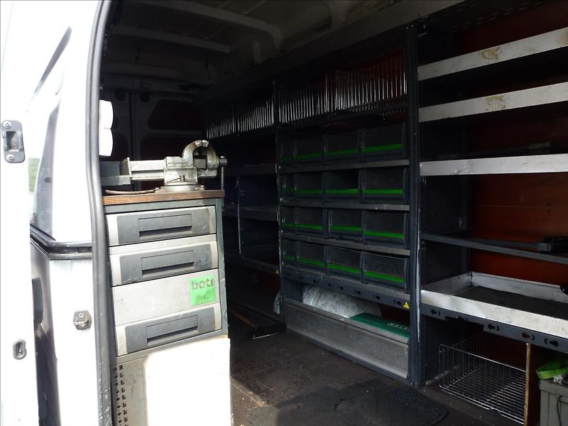 Renault Master 2,3 DCI POJÍZDNÁ DÍLNA,TZ na 3 - fotka 38 z 59