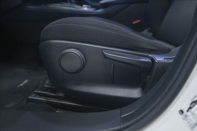 Mazda CX-3 2,0 SKYACTIV-X NAVI KAMERA ČR - fotka 22 z 45