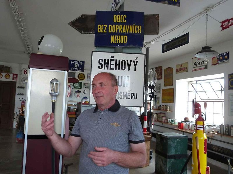 Z ateliéru s vůní benzinu v Bystrém. Jiří Červený.