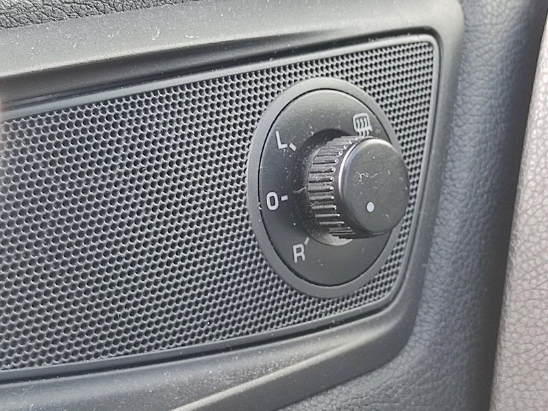 Škoda Octavia (2011) Combi Ambition 1,6 Tdi 77 Kw - fotka 19 z 29