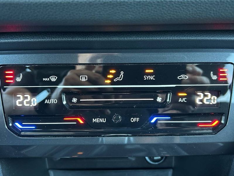 Volkswagen Tiguan Allspace (2021) 2.0 TDI 7DSG 4MOTION R-Line - fotka 29 z 35