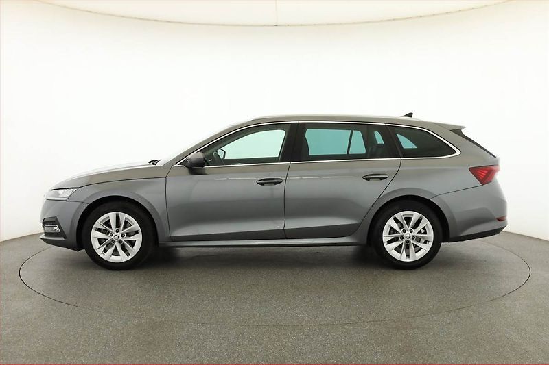 Škoda Octavia (2022) Style 2.0 TDI, Automat - fotka 3 z 22