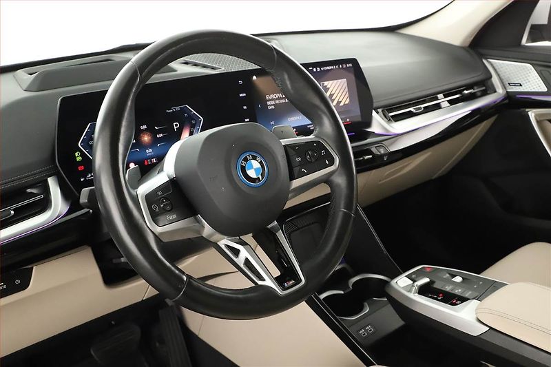 BMW X1 (2023) xDrive30e - fotka 22 z 29