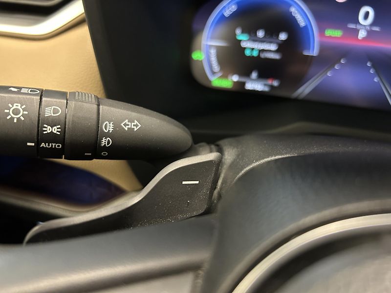 Toyota RAV4 (2024) 2.5 Hybrid EXECUTIV e-CVT 360° - fotka 21 z 37