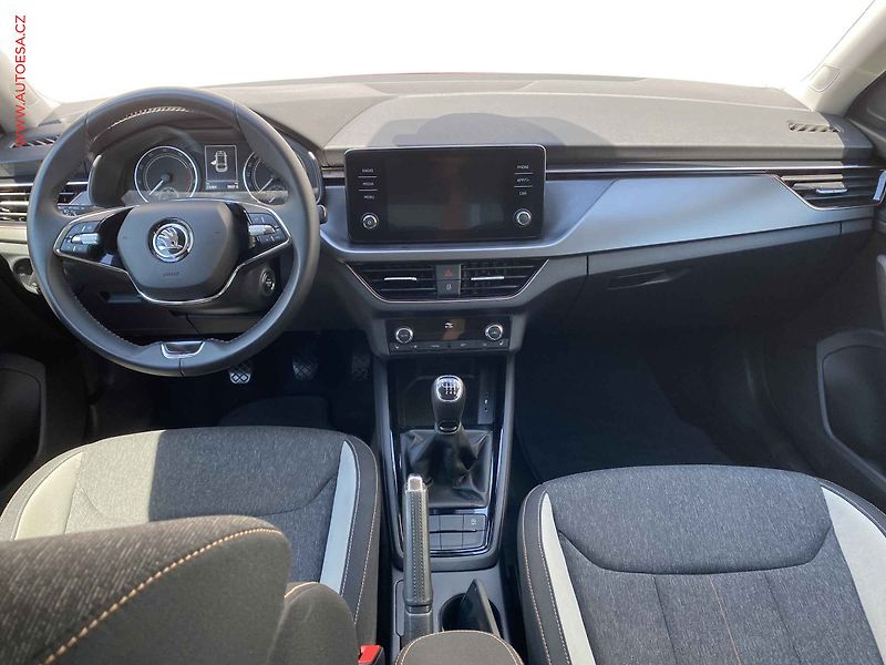Škoda Scala (2023) 1.5 TSi, 1.maj,ČR, Style - fotka 8 z 19