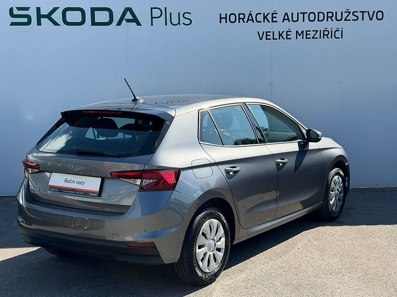 Škoda Fabia Selection 1,0 TSI 70 kW 5° MP - fotka 2 z 30