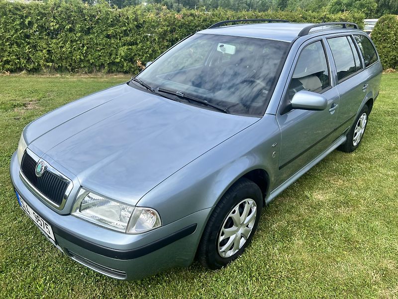 Škoda Octavia 1.9TDI 74KW,4x4,TZ,AMBIENTE - fotka 3 z 39