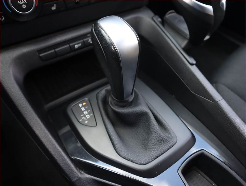 BMW X1 (2012) xLine xDrive20d, 4X4, Automat - fotka 13 z 17