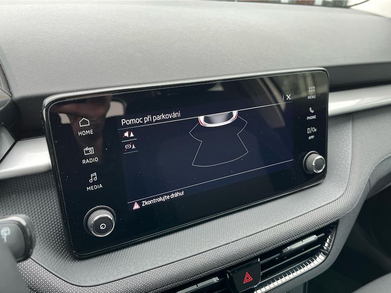 Škoda Fabia 1.0 MPI 59 kW Selection - fotka 15 z 26