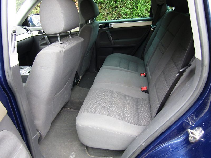 Volkswagen Touareg (2004) 2.5 TDI 128kW AUTOMAT - fotka 21 z 35