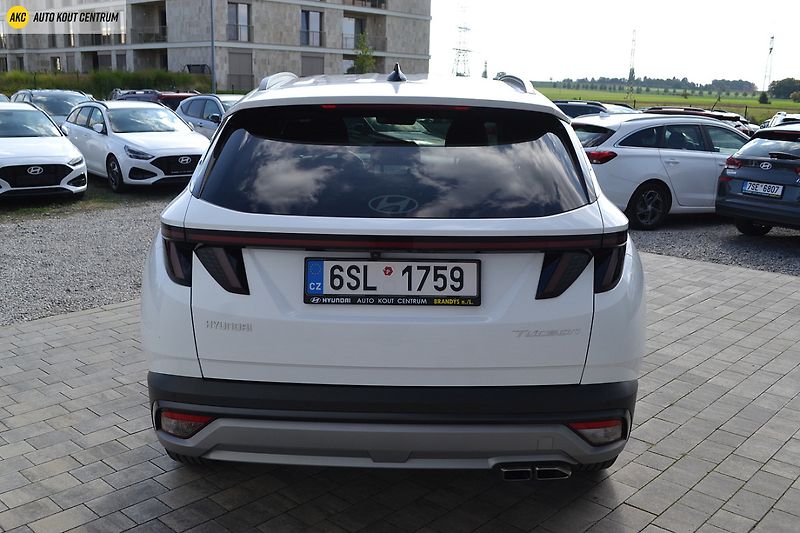 Hyundai Tucson 1.6T-GDI STYLE DCT FL 118KW - fotka 4 z 48
