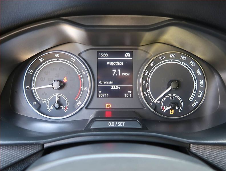 Škoda Kamiq (2023) Ambition 1.0 TSI, Serv.kniha - fotka 11 z 16